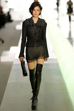 Look 10